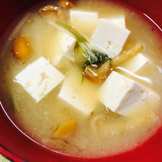 なめこ&豆腐&水菜の味噌汁
